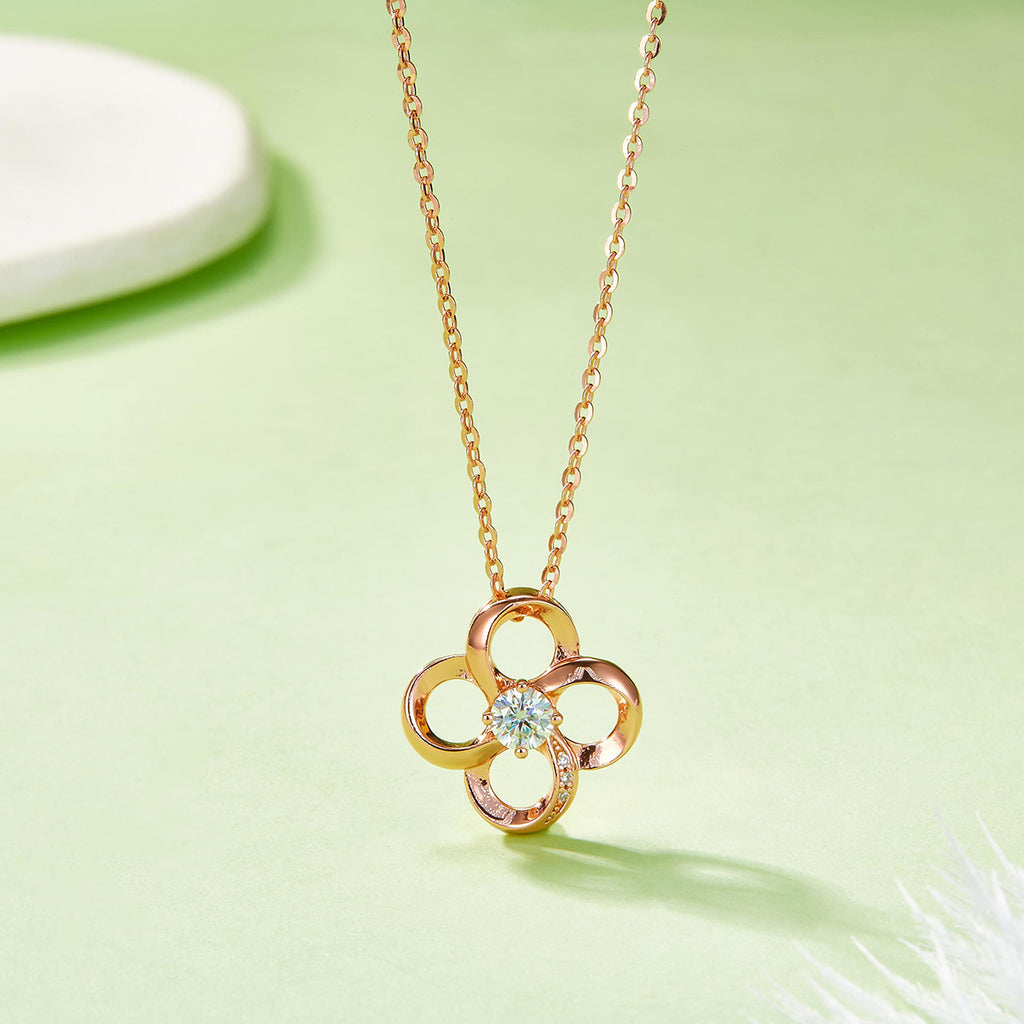 Four‑Leaf Clover Moissanite Necklace in 925 Sterling Silver with Rose Gold Plating – 0.3 ct