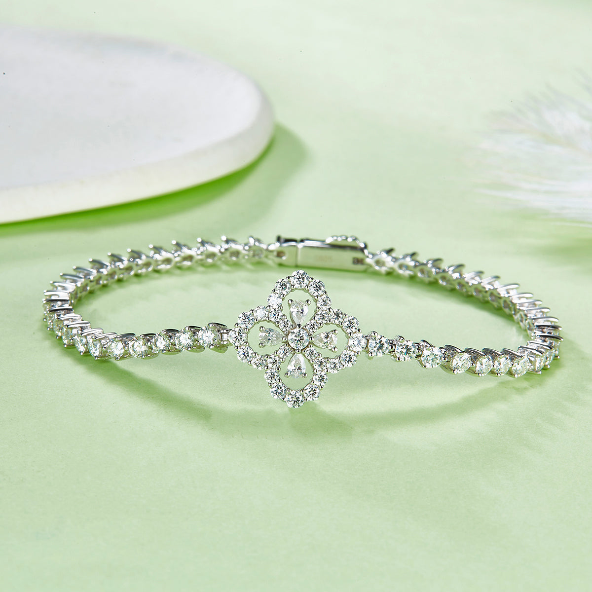 Four Leaf Motif Moissanite Tennis Bracelet