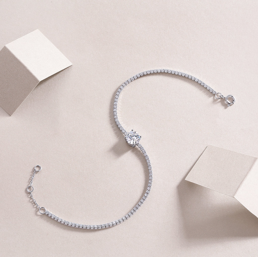 Crystal Dew Square Moissanite Bracelet