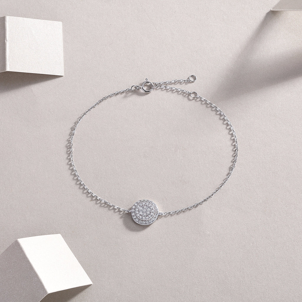 Fortune Disc Pavé Moissanite Bracelet