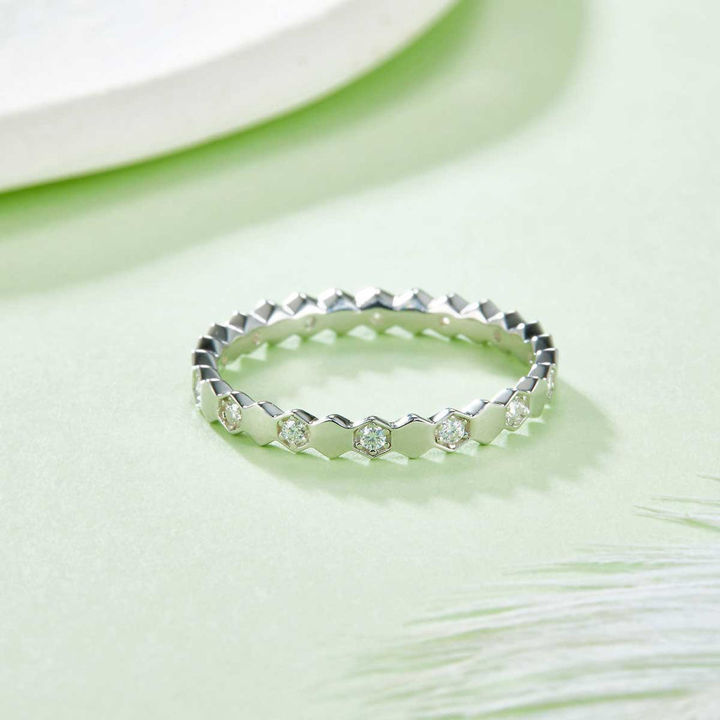 Honeycomb Moissanite Eternity Band in 925 Sterling Silver with White Gold Plating – 0.2 ct