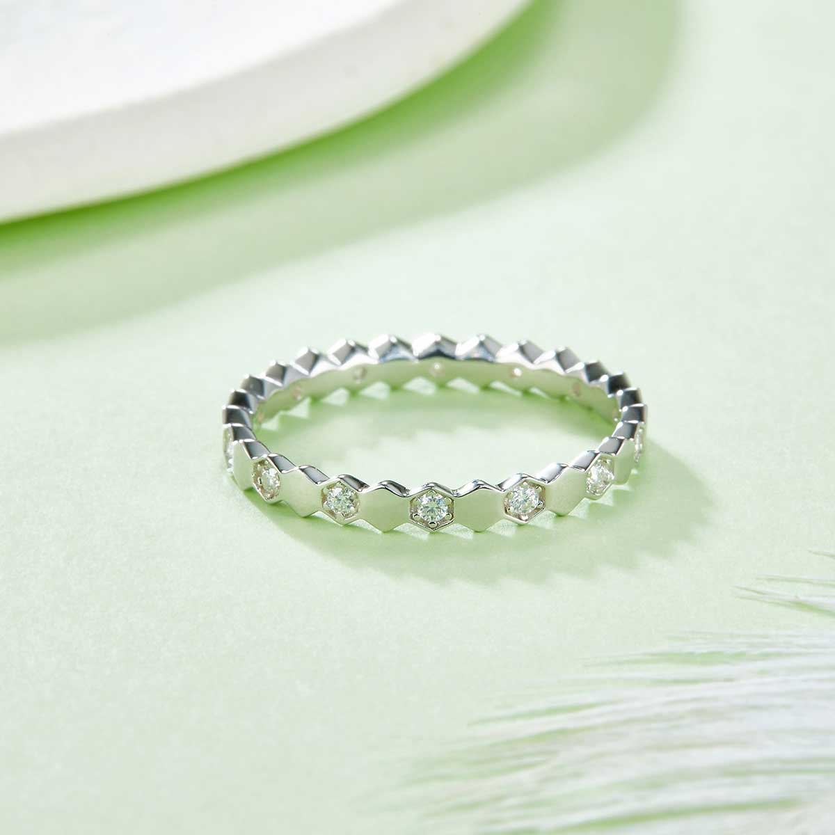 Honeycomb Moissanite Eternity Band in 925 Sterling Silver with White Gold Plating – 0.2 ct