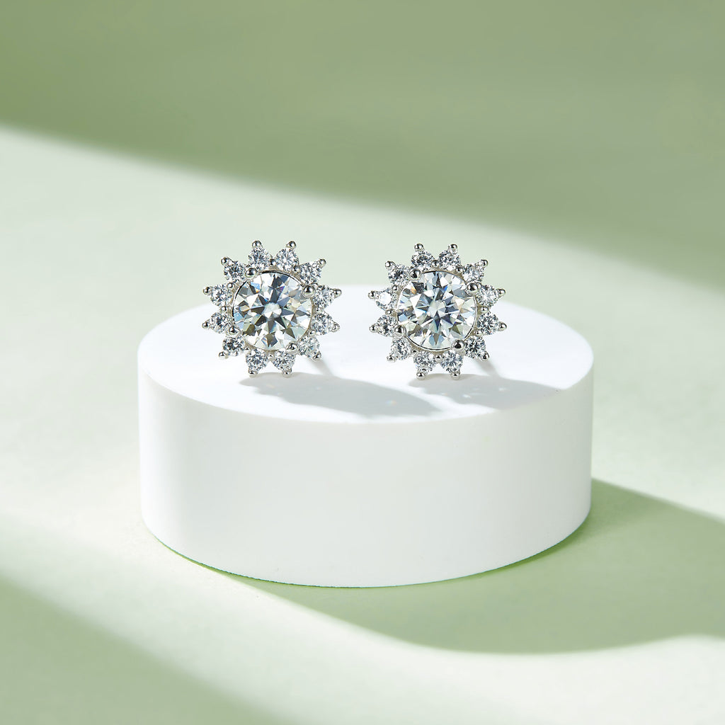 Sunburst Halo Moissanite Jewelry Set