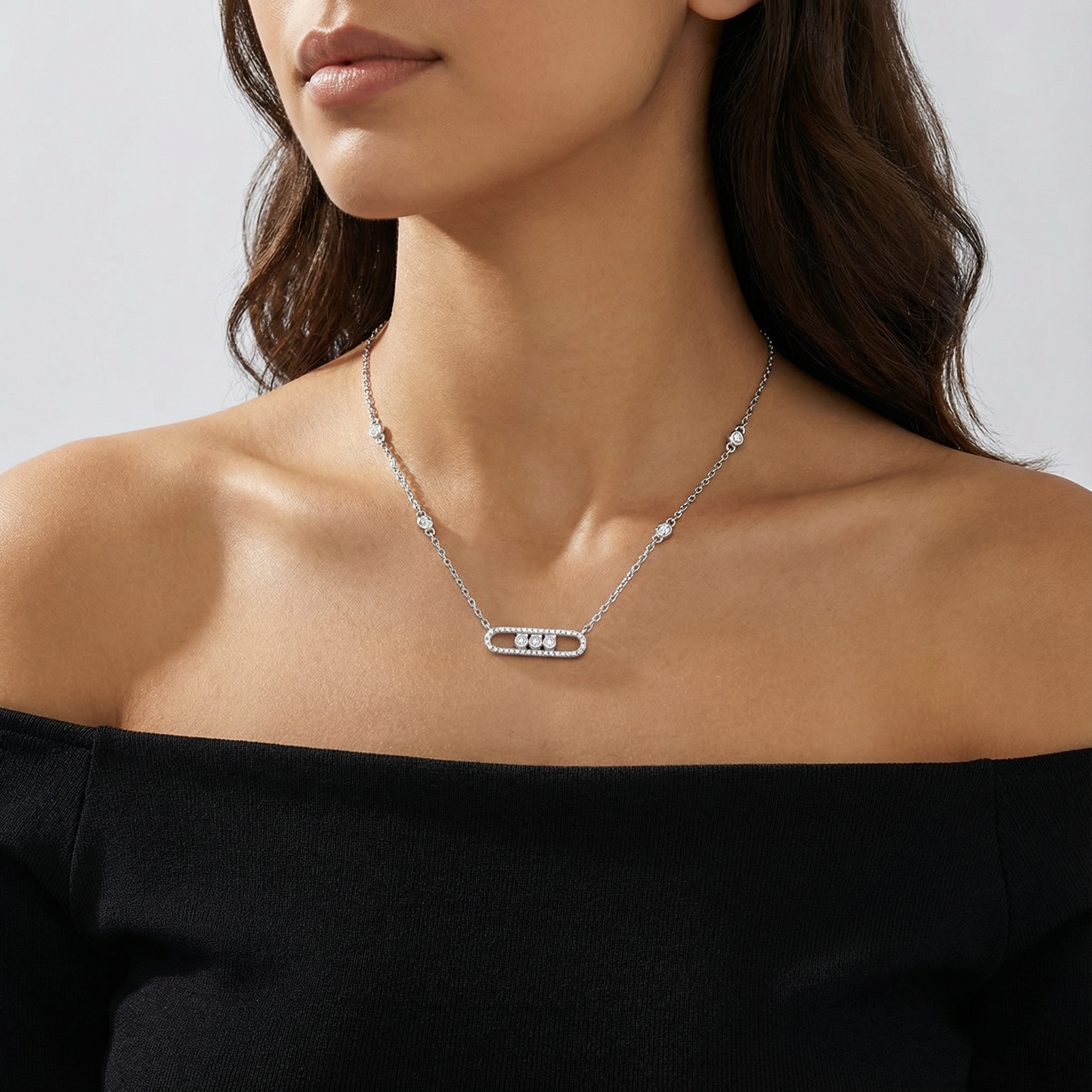 Dynamic Bar Moissanite Necklace