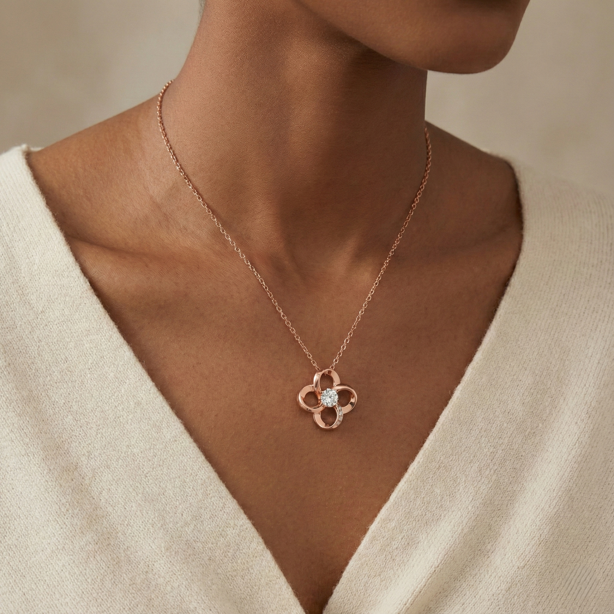 Four‑Leaf Clover Moissanite Necklace in 925 Sterling Silver with Rose Gold Plating – 0.3 ct