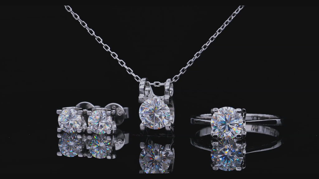 Classic Prong Moissanite Jewelry Set